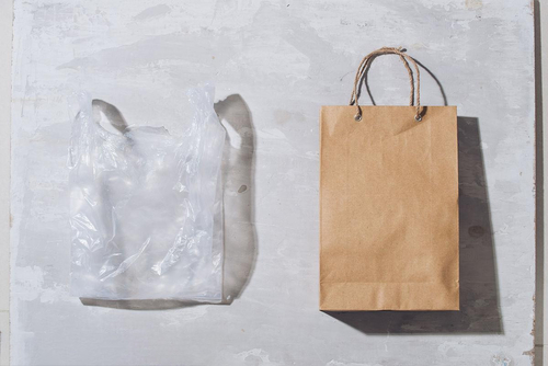 Latest company news about Papierverpacken gegen das Kunststoffgehäuse: Vorteile des Papierverpackens