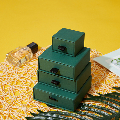 OEM Großhandel Luxus Geschenk Karton Papierboxen für Schmuck Verpackung mit Samt Einsatz