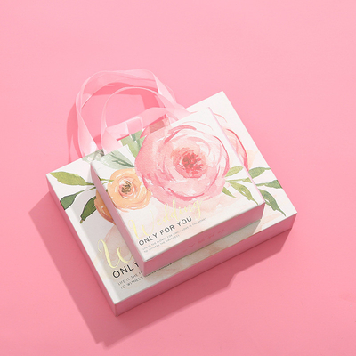 Rosa Seiden-Schal-Schmuck-Geschenkboxen sind Rechteck-Handkosmetik-Kasten sperrig