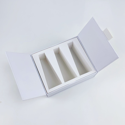 Persönlich angepasste Designs Papierbox Verpackung Umweltschonende weiße Doppeltür Magnetgeschenkbox Essenz Hautpflege Verpackungskiste